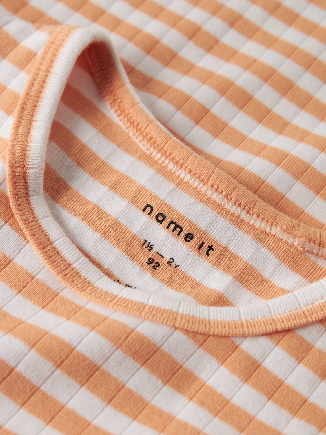 model_shot-front_full